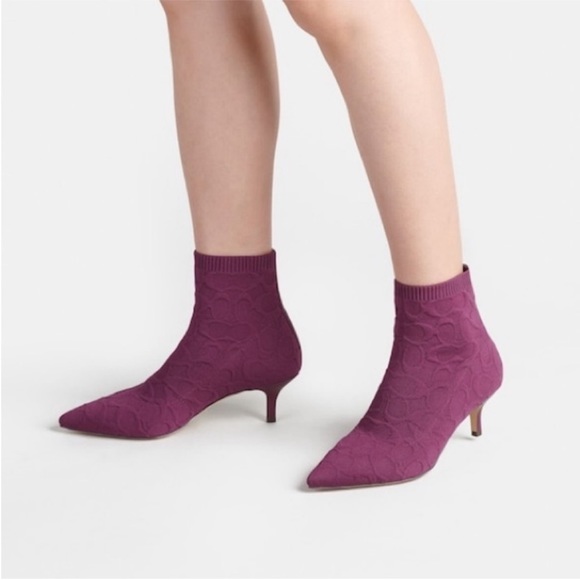 COACH Jade Logo Monogram Blackβ Knit Sock Ankle Booties Sz US 7.5 B 221 - Picture 2 of 13